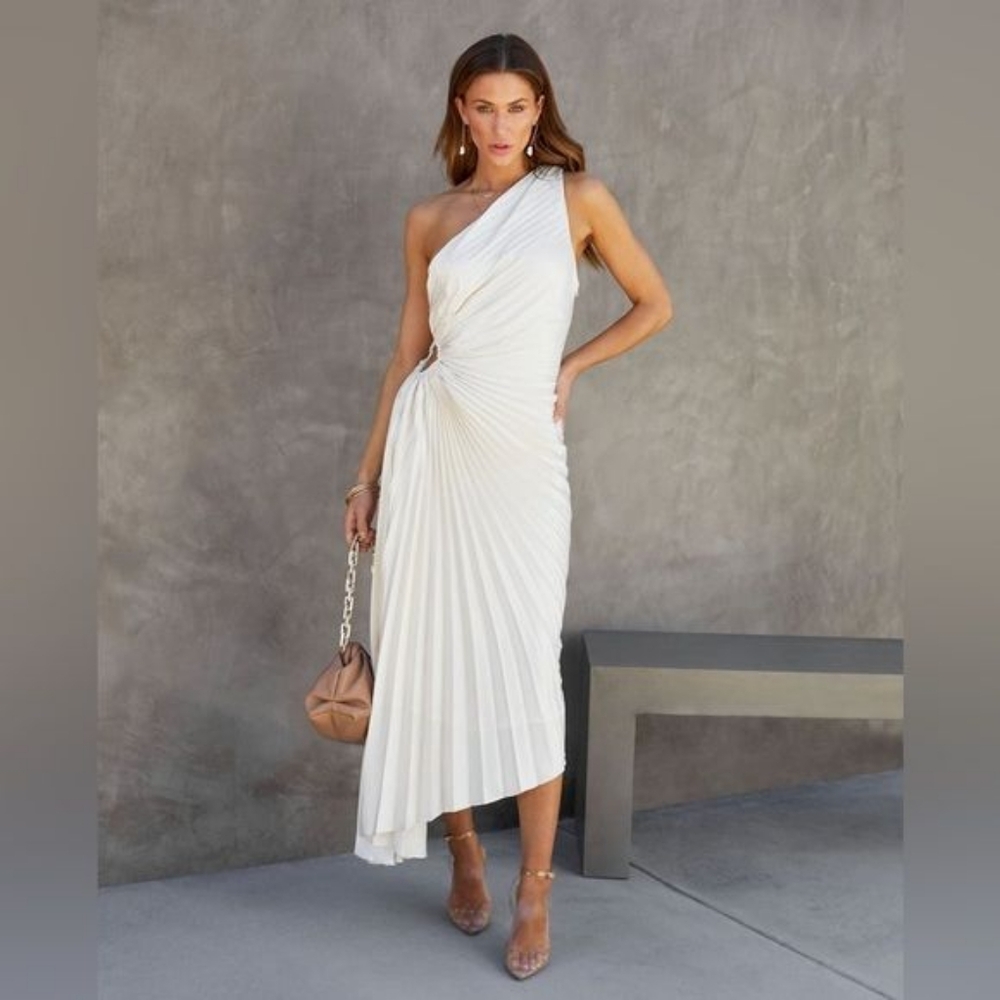 House of Harlow 1960 Green One-Shoulder Midi Dress